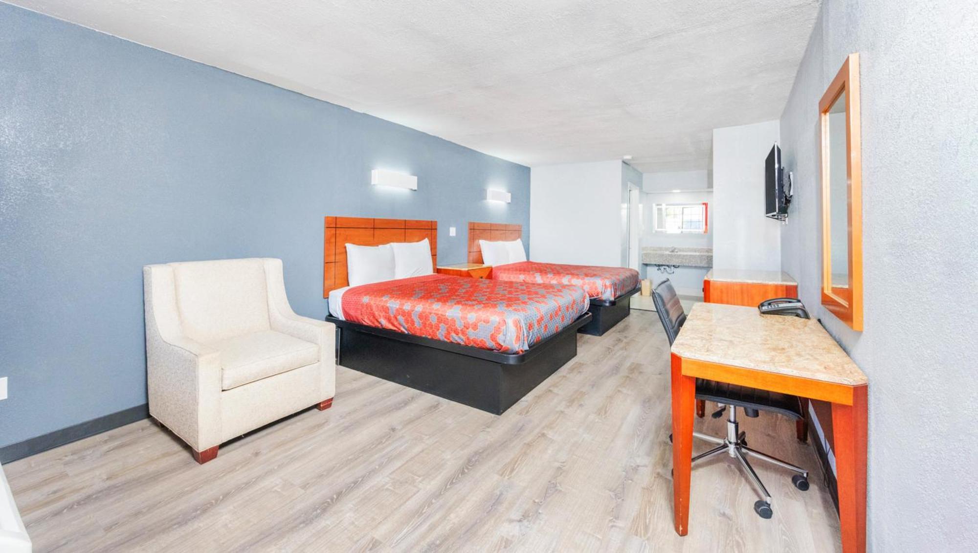 Executive Inn Hondo Экстерьер фото